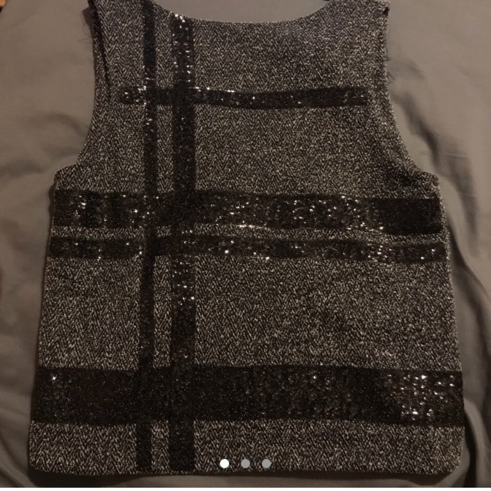 Banana republic sequin professional and play top!